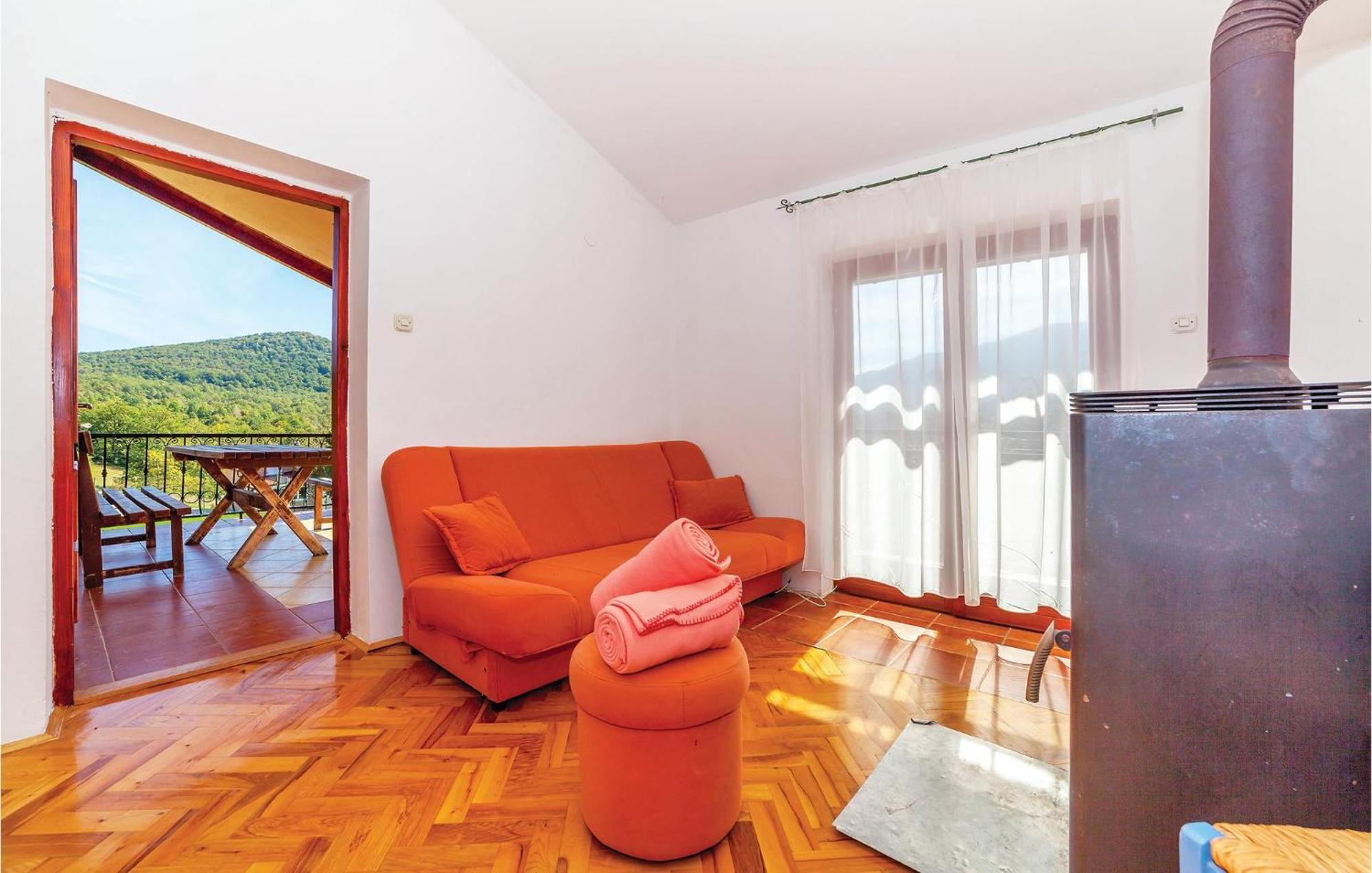 7 Bedroom Pet Friendly Home In Crni Kal 外观 照片